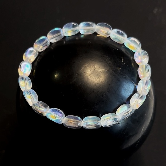 Hand Made Czech Glass Bead Bracelet - Picture 2 of 2